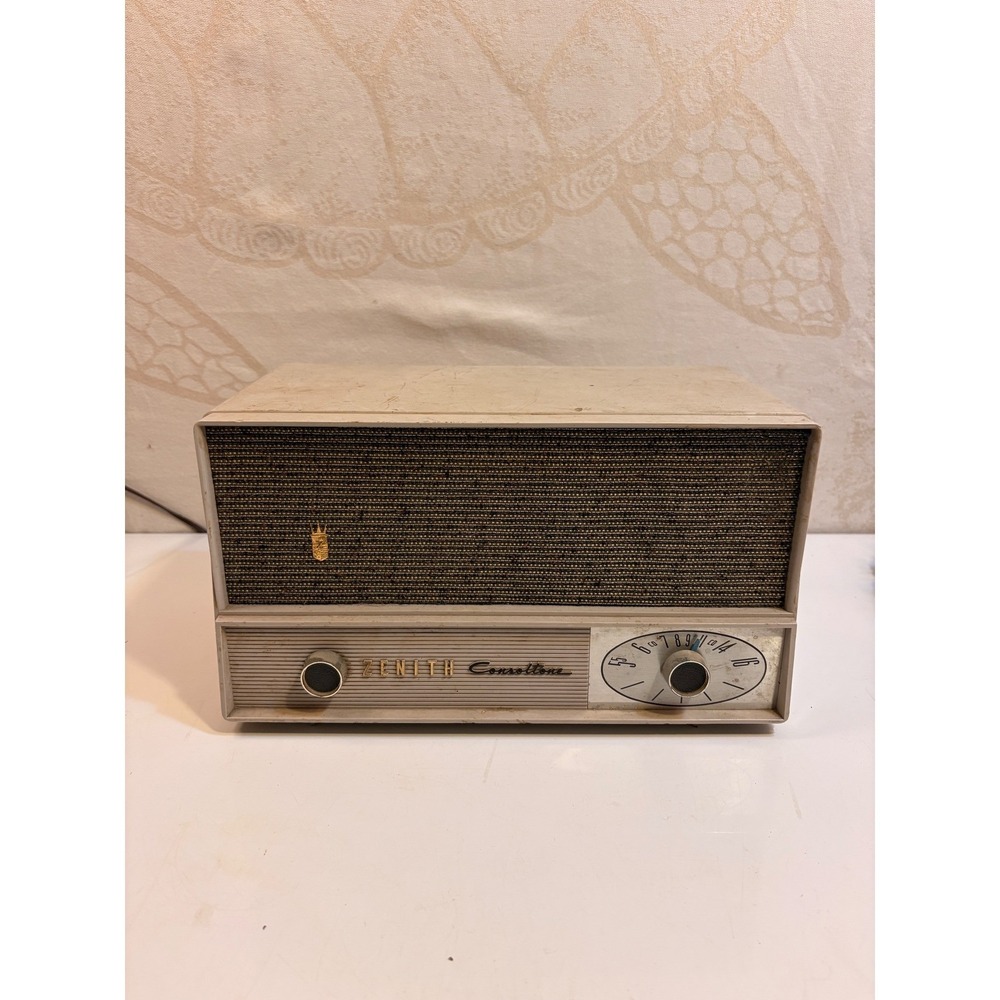 Vintage Zenith Transistor Radio Model XD Chicago Illinois Tube Radio